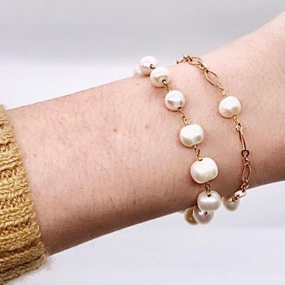 HighMaintenanceHippie Authentic Saltwater Pearl Bracelet (Gold) - Picture 1 of 2